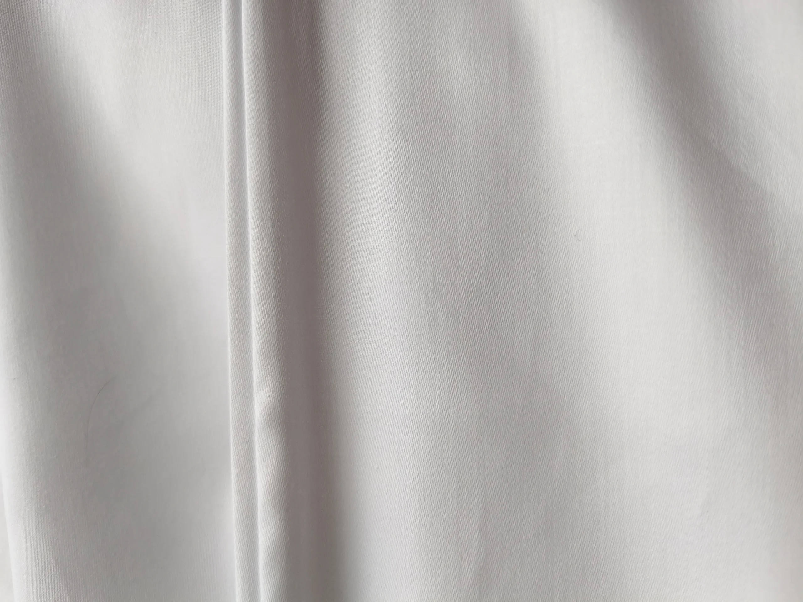 Percale hotel bed linen production